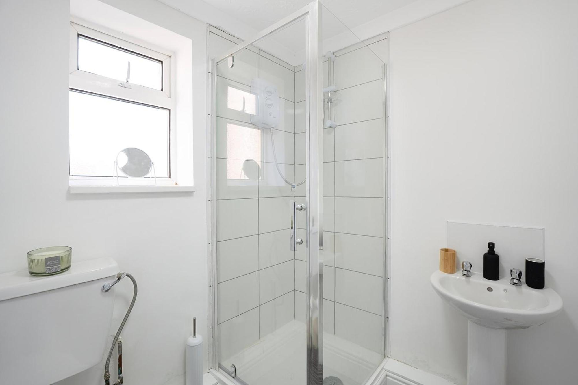 Stylish Near Heritage Coast Sleeps 5 Apartment *